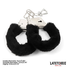 Carregar imagem no visualizador da galeria, Algemas de metal com pêlo preto - Furry metal cuff - Latetobed