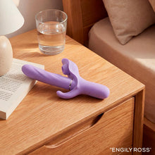 Carregar imagem no visualizador da galeria, Vibrador vaginal com movimento de sobe e desce e estimulador de clitóris por pulsação e ondas de pressão - Apollo - Engily Ross