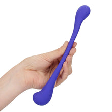 Carregar imagem no visualizador da galeria, Vibrador 2 em 1 dobrável com comando - Roxo - Dual-ended bendable vibe with remote control - Loveline