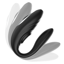 Carregar imagem no visualizador da galeria, Vibrador duplo - para casal - com movimento de pulsação e comando - Pulsing effect clip - Brilly Glam