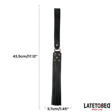 Carregar imagem no visualizador da galeria, Kit BDSM - Mala de luxo com 8 acessórios - Latetobed