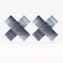 Carregar imagem no visualizador da galeria, Pack 2 Tapa-mamilos em Cruz - Preto e Prateado - Nipple Pastie - Love Toy