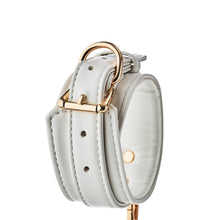 Carregar imagem no visualizador da galeria, Algemas de tornozelos - Brancas - Blaze Elite