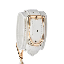 Carregar imagem no visualizador da galeria, Algemas de pulsos - Brancas - Blaze Elite