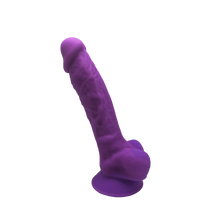 Carregar imagem no visualizador da galeria, Dildo Realístico termo-reativo - 17.5cm - Roxo - SilexD
