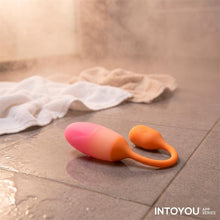 Carregar imagem no visualizador da galeria, Ovo vaginal vibratório com APP - Nexegg - Laranja e roxo - IntoYou
