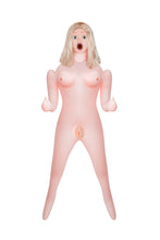 Carregar imagem no visualizador da galeria, Boneca insuflável com zonas íntimas realistas - 145cm - Pretty Blonde - Candy dolls
