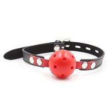 Carregar imagem no visualizador da galeria, Mordaça com bola respirável e cadeado - 4,4cm - Lo king ball gags - Latetobed
