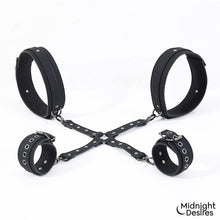 Carregar imagem no visualizador da galeria, Restrição pulsos e coxas - Cuffs &amp; thigh hogtie set - Midnight Desires
