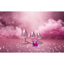 Carregar imagem no visualizador da galeria, Conjunto 3 plugs anais em metal roda com brilhantes em coração - Pearl pink plug set
