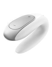 Carregar imagem no visualizador da galeria, Vibrador duplo - para casal - com estimulador vaginal e clitóris - Branco - DOUBLE FUN - Satisfyer
