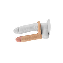 Carregar imagem no visualizador da galeria, Strap-on - Dildo para dupla penetração com vibração - 14 cm - The Ultra Soft Double
