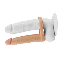 Carregar imagem no visualizador da galeria, Strap-on - Dildo para dupla penetração - 15.6 cm - The Ultra Soft Double
