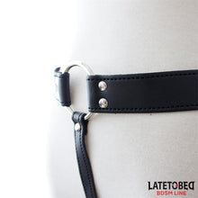 Carregar imagem no visualizador da galeria, Cinto de castidade / Arnês tipo tanga - Ajustável - Chastity String Pants - Latetobed
