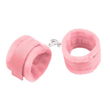 Carregar imagem no visualizador da galeria, Algemas para pulsos ou tornozelos com velcro - Fur velcro cuffs - Rosa - Into You
