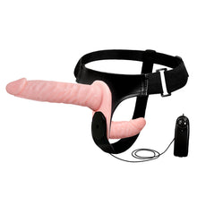 Carregar imagem no visualizador da galeria, Strap-on duplo com vibração - 18 cm - Ultra passionate harness - Baile
