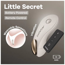 Carregar imagem no visualizador da galeria, Vibrador para cueca - estimulador de clitóris com comando - Little secret - Branco -  Satisfyer

