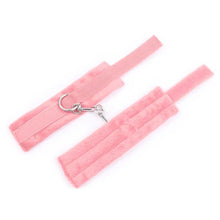 Carregar imagem no visualizador da galeria, Algemas para pulsos ou tornozelos com velcro - Fur velcro cuffs - Rosa - Into You
