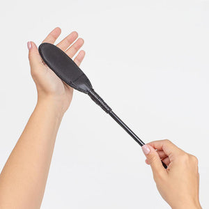 Mini chibata oval preta - Secret Play