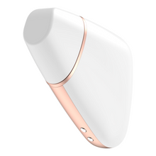 Carregar imagem no visualizador da galeria, Estimulador de clitóris por ondas de pressão + Vibração + APP - Love Triangle - Branco - Satisfyer	
