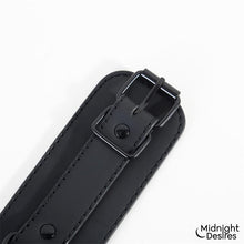 Carregar imagem no visualizador da galeria, Algemas em cruz para pulsos e tornozelos - Hogtie cross bar hand &amp; ankle cuffs - Midnight Desires
