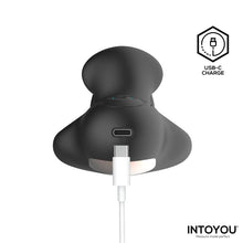 Carregar imagem no visualizador da galeria, Vibrador vaginal com estimulador de clitóris com movimento de língua - Triton - IntoYou
