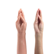 Carregar imagem no visualizador da galeria, Dildo - Antebraço e Mão - 36cm - LOVETOY
